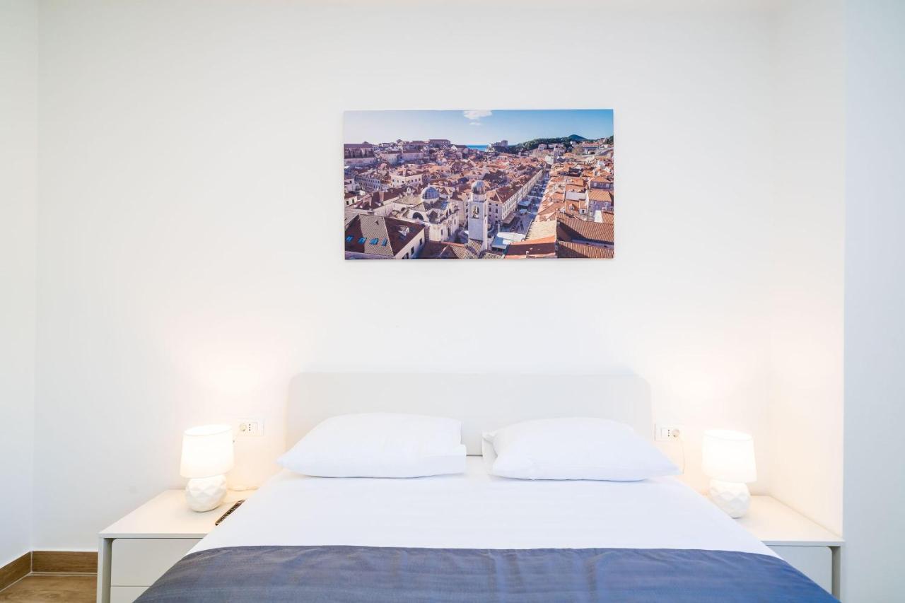 Apartment 'Holiday Above Dubrovnik' Bagian luar foto
