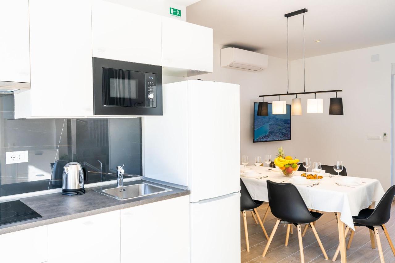 Apartment 'Holiday Above Dubrovnik' Bagian luar foto