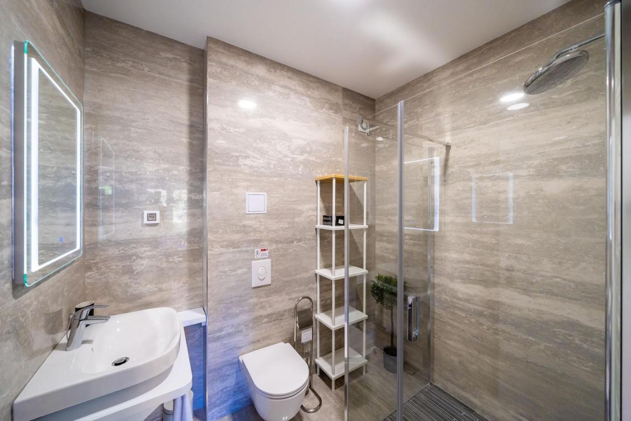 Apartment 'Holiday Above Dubrovnik' Bagian luar foto